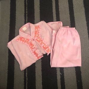 Pink set of traditional Chinese clothing (3Y)